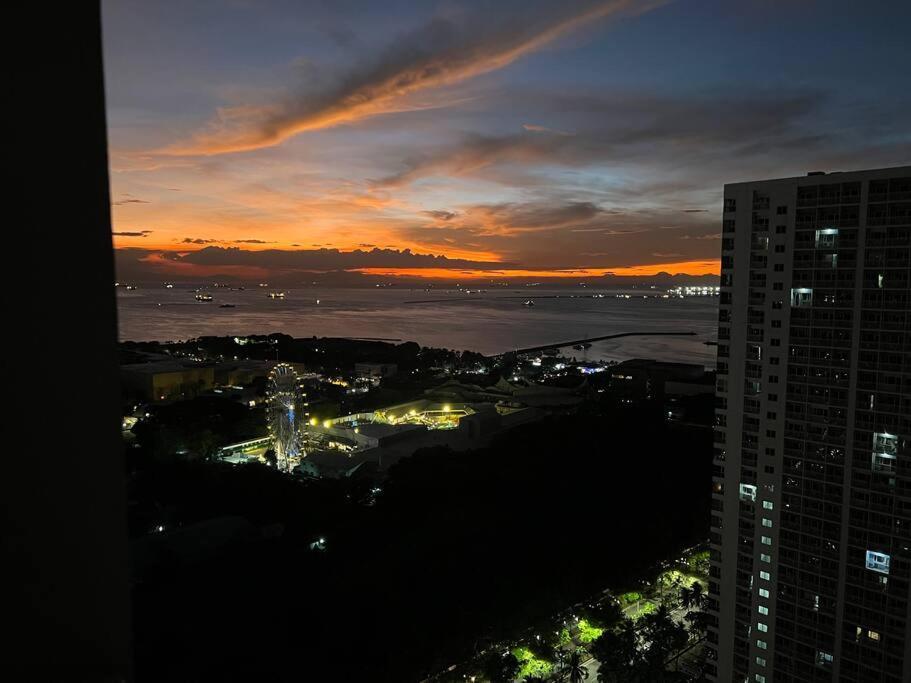 Beautiful 1Bed Condo Nr Airport, Moa, Makati, Bay Маніла Екстер'єр фото